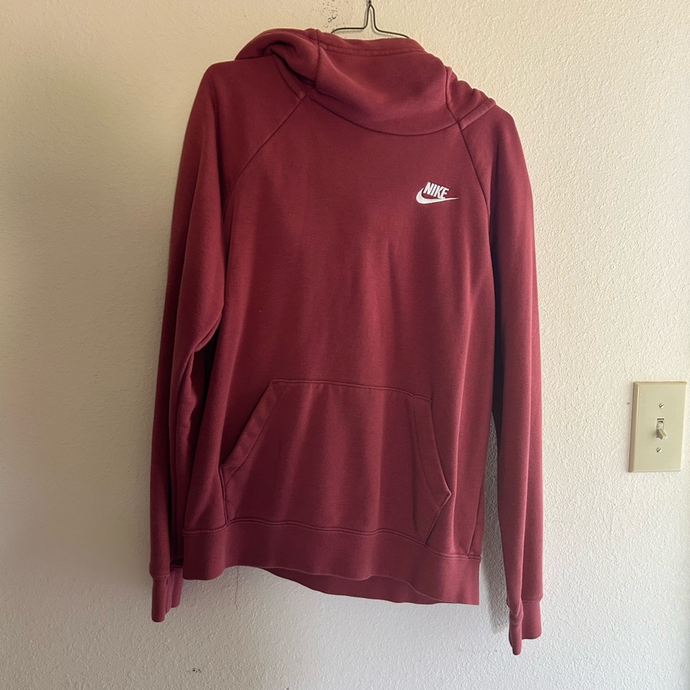 Nike women’s crowl neck hoodie